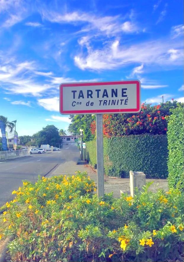 Charmant Studio A La Residence De La Baie De Tartane Ла-Трините Экстерьер фото