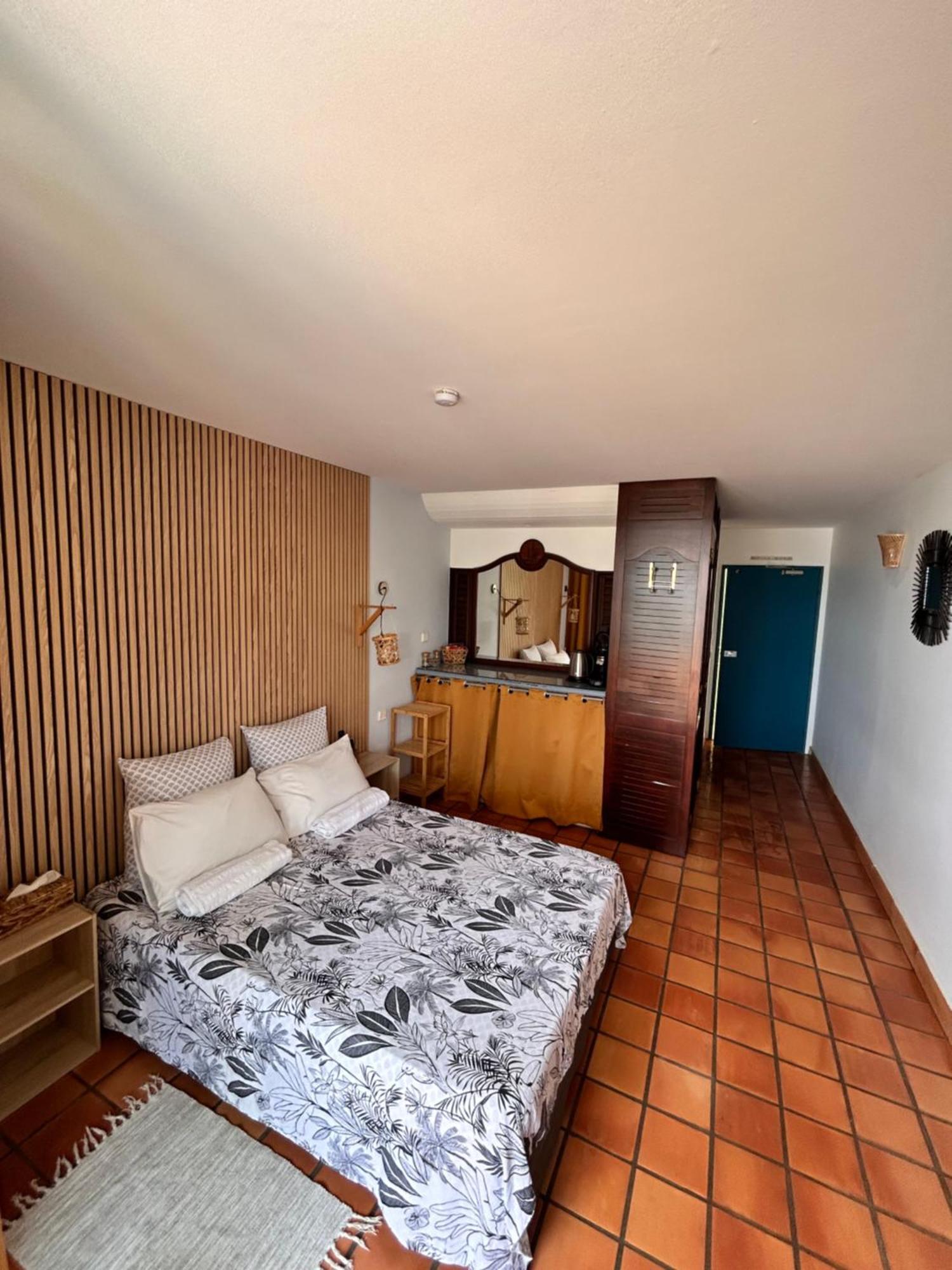 Charmant Studio A La Residence De La Baie De Tartane Ла-Трините Экстерьер фото